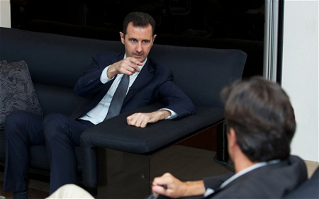 Tổng thống Bashar al-Assad trong cuộc phỏng vấn với tờ